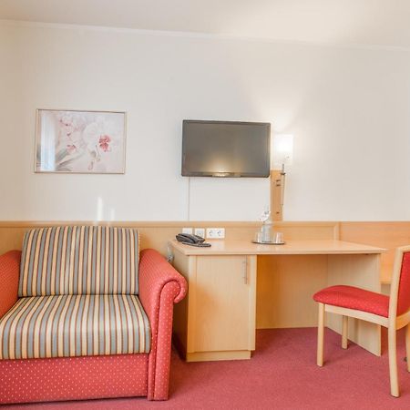 Bsw Hotel Hubertus-Park เชอเนา อัม เคอนิกเซ ภายนอก รูปภาพ